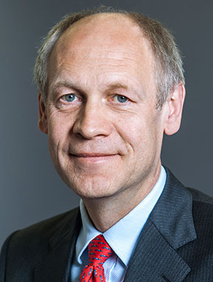 Dr. Hendrik Leber